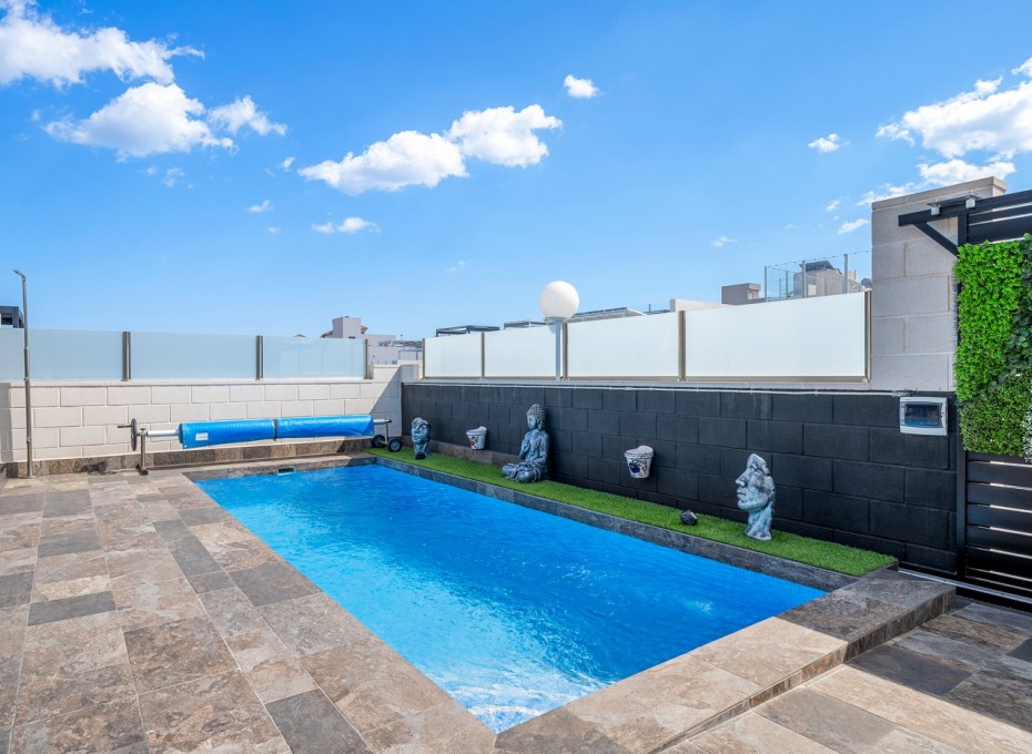 Revente - Villa -
Orihuela Costa* - Villamartin*