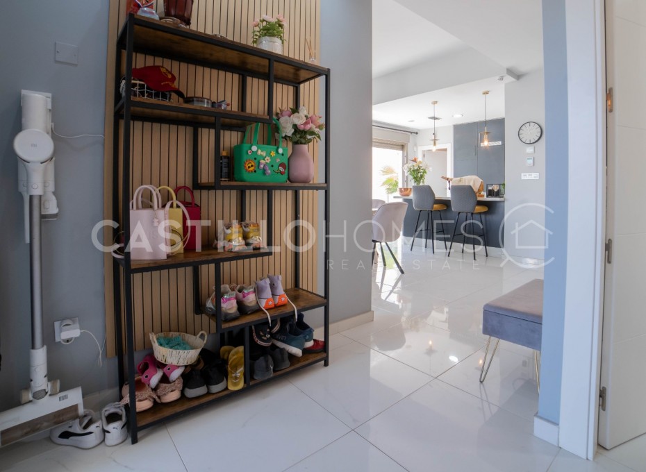 Revente - Villa -
Orihuela Costa - Villamartín