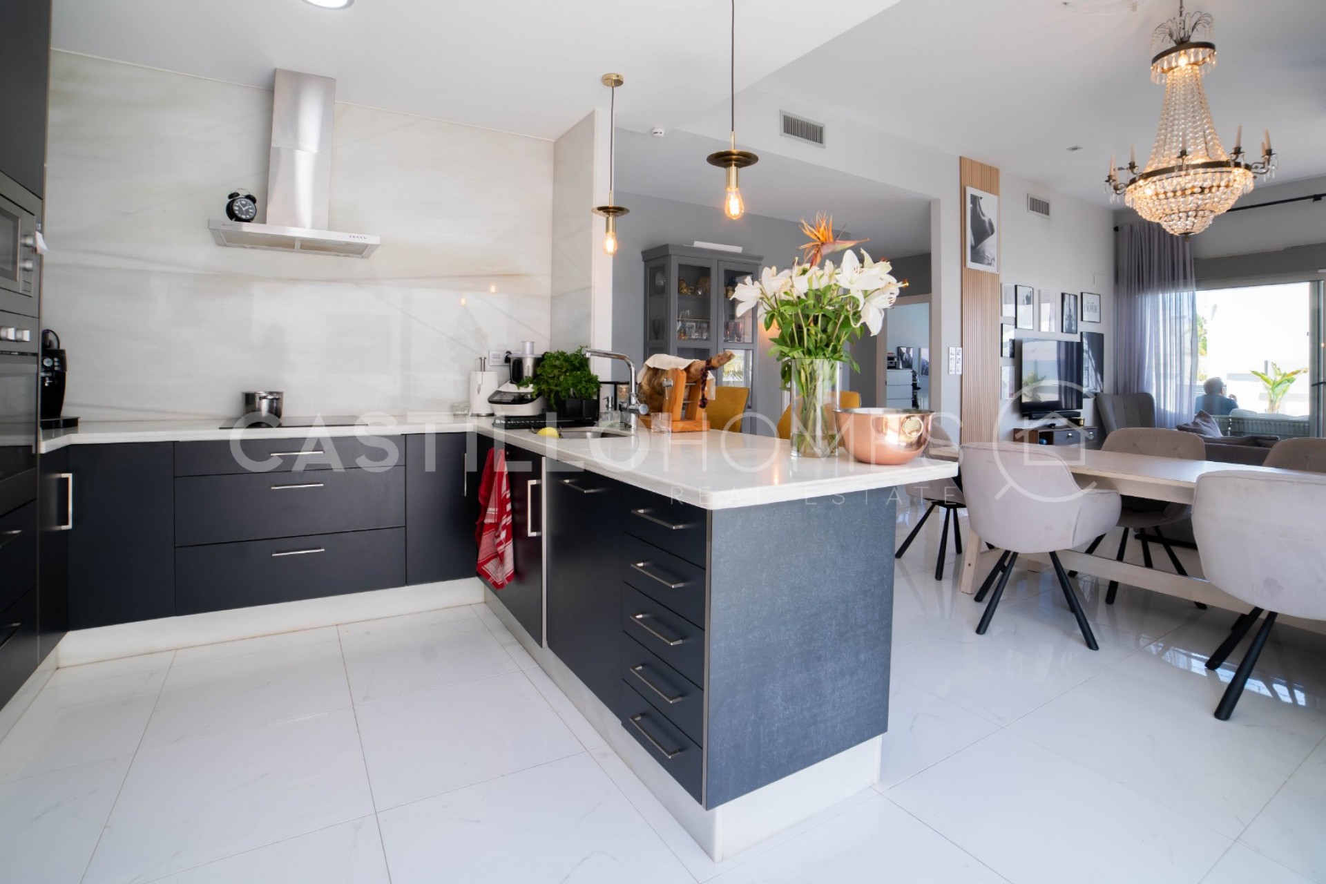 Revente - Villa -
Orihuela Costa - Villamartín