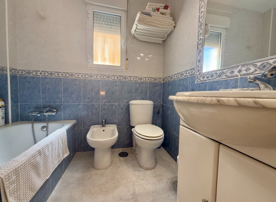 Revente - Villa -
Orihuela Costa - Villamartín