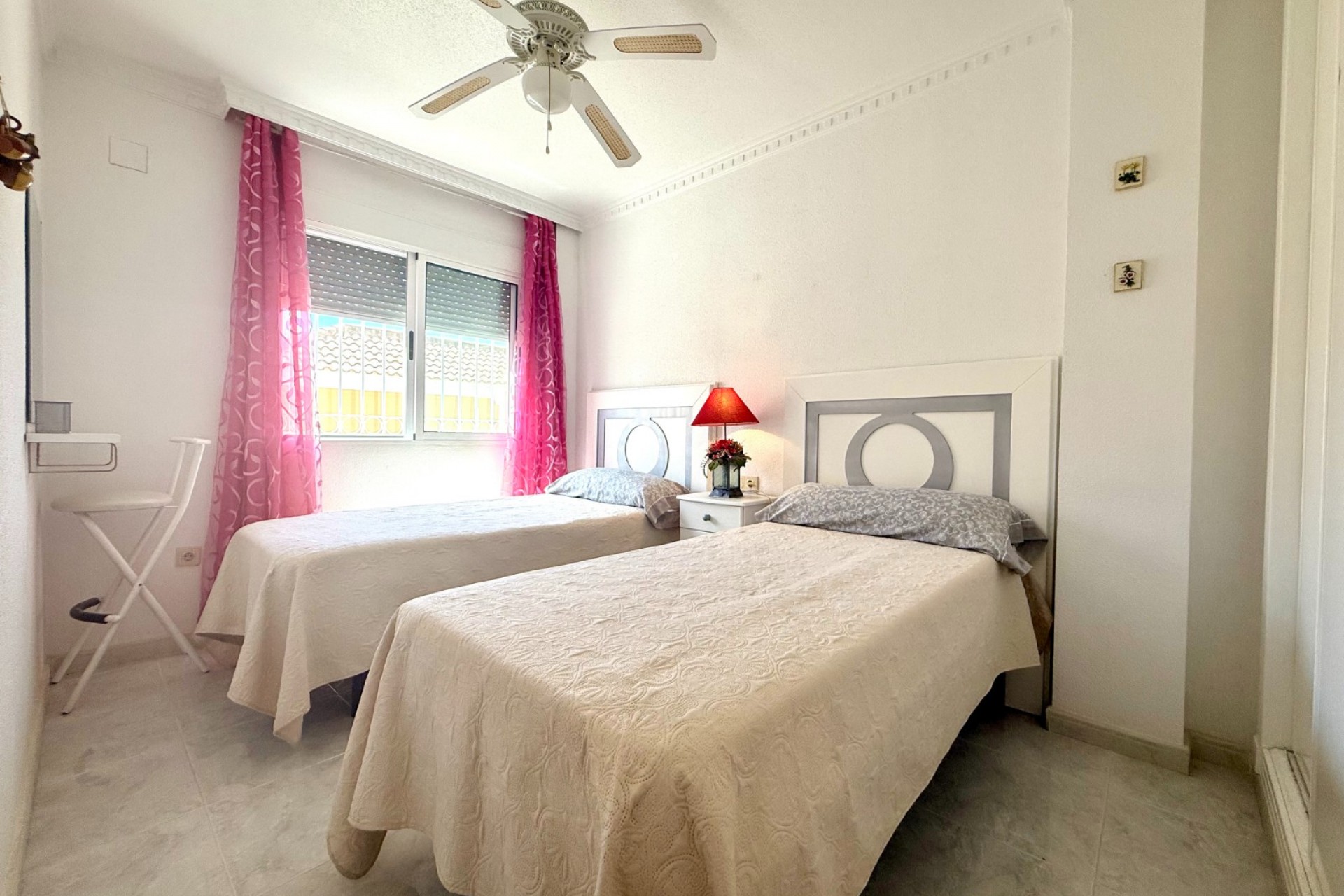 Revente - Villa -
Orihuela Costa - Villamartín