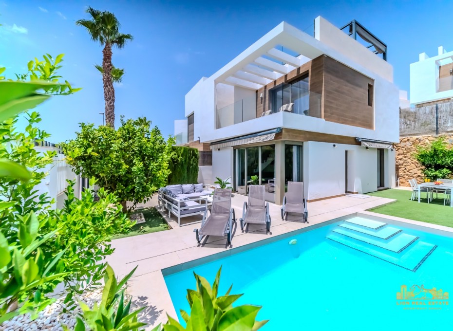 Revente - Villa -
Orihuela Costa - Villamartín
