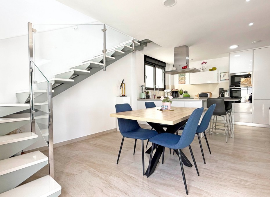 Revente - Villa -
Orihuela Costa - Villamartín