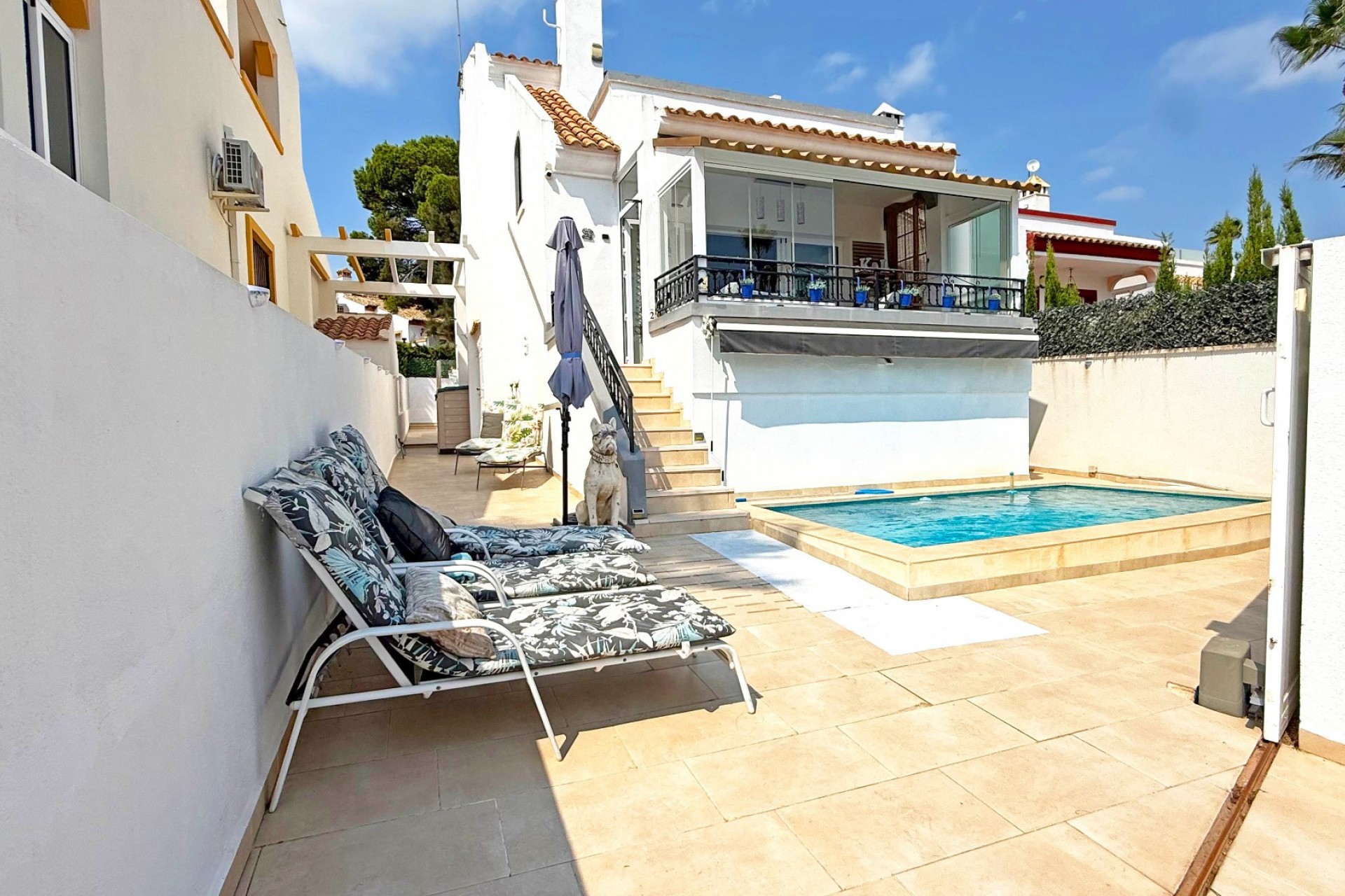 Revente - Villa -
Orihuela Costa - Villamartín