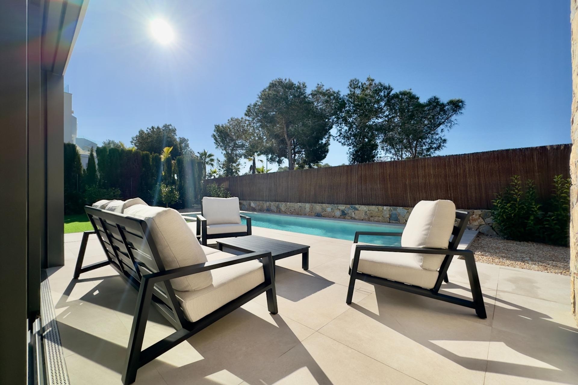 Revente - Villa -
Orihuela - Las Colinas Golf