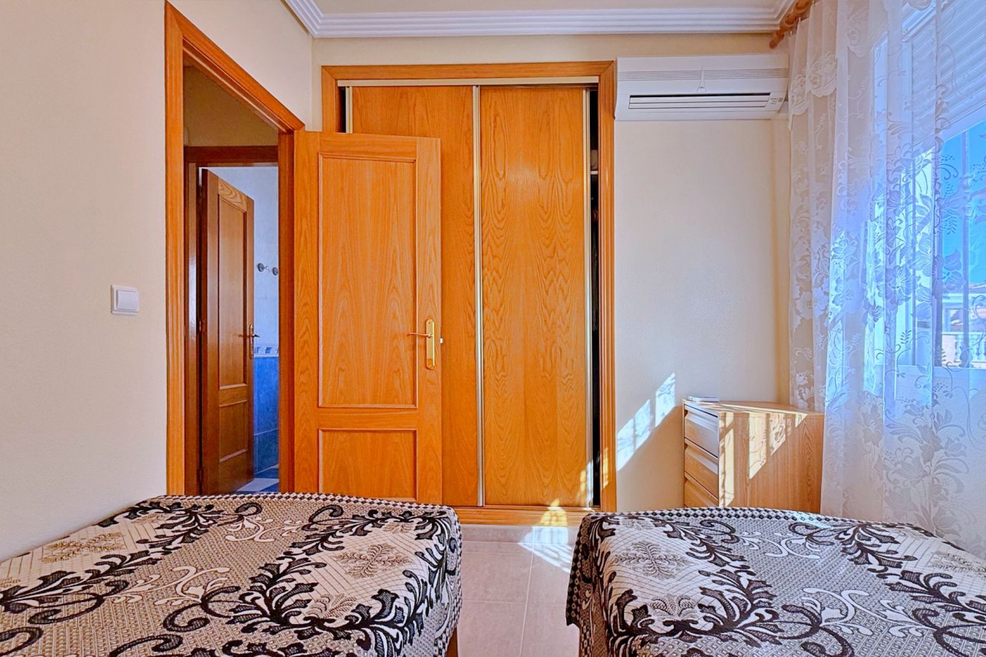 Revente - Villa -
Orihuela - Orihuela Costa