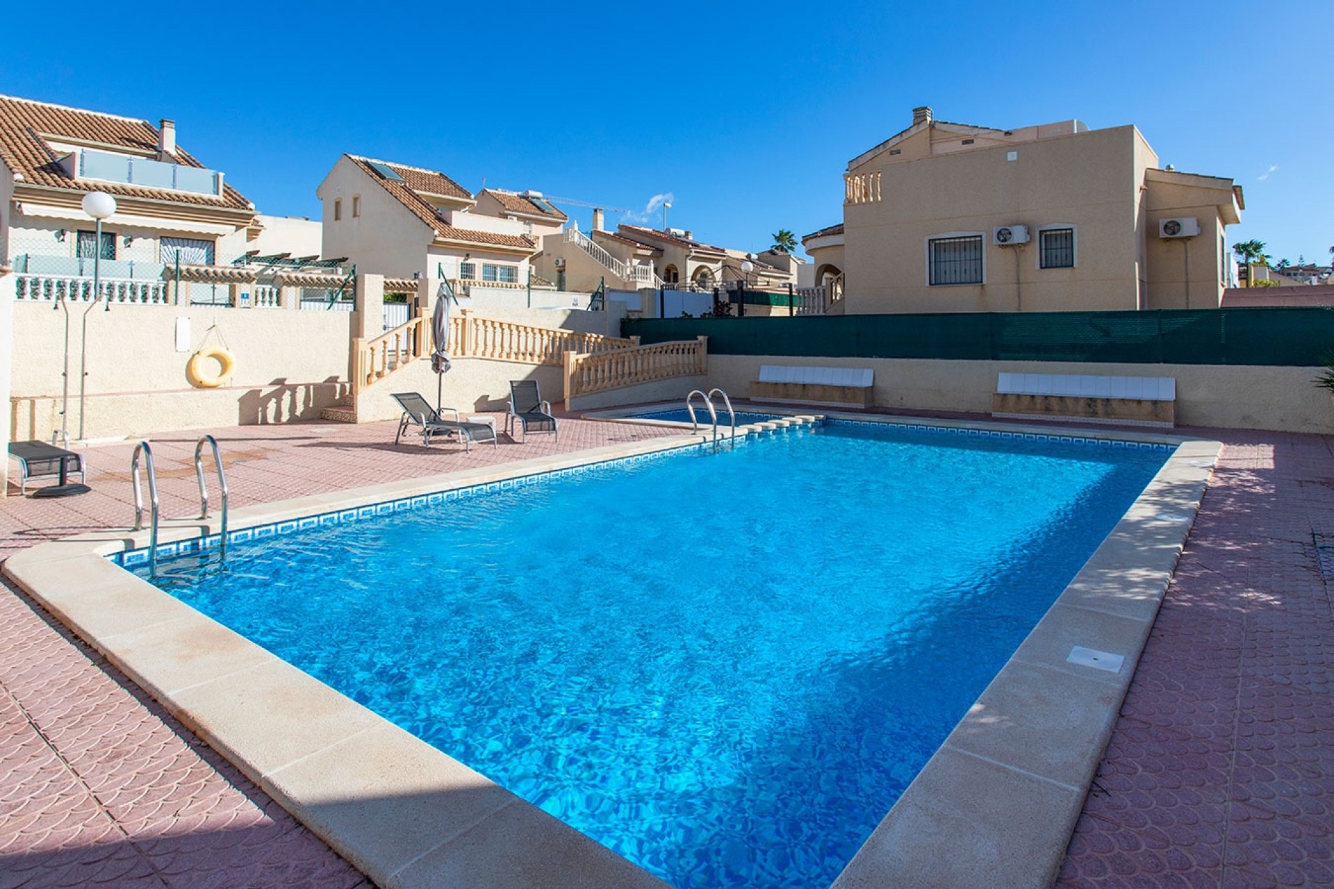 Revente - Villa -
Rojales - Pueblo