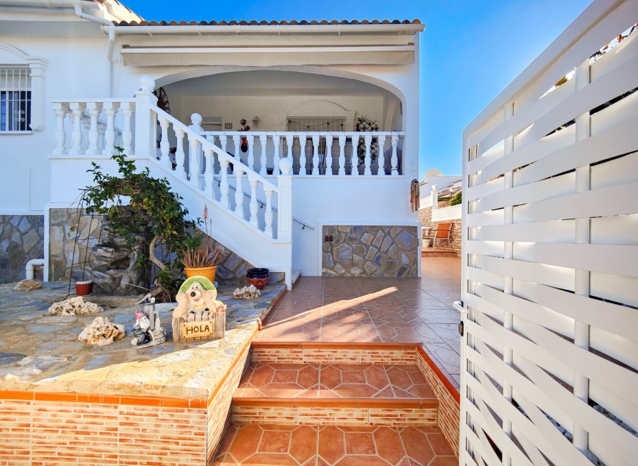 Revente - Villa -
Rojales