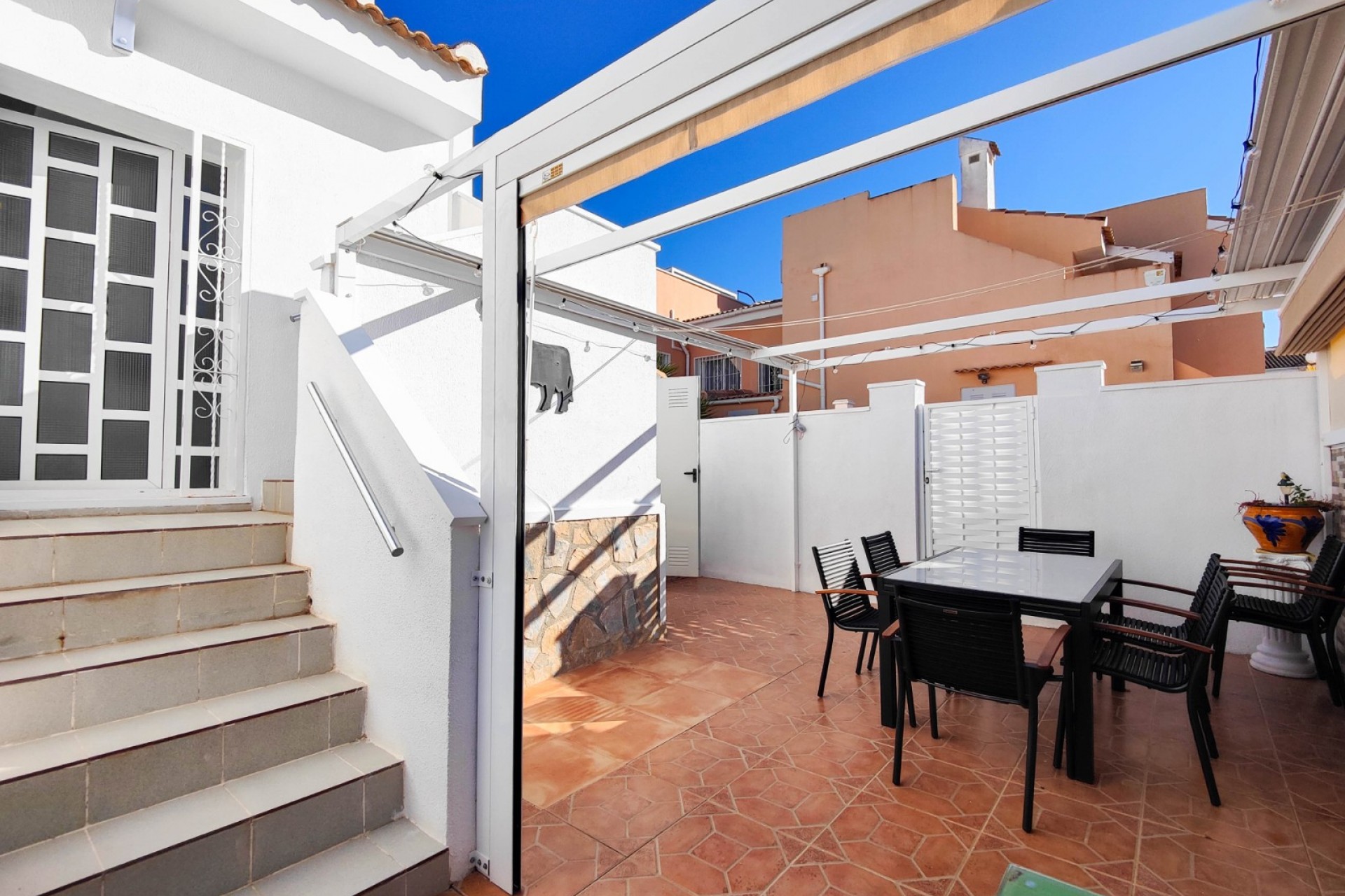 Revente - Villa -
Rojales