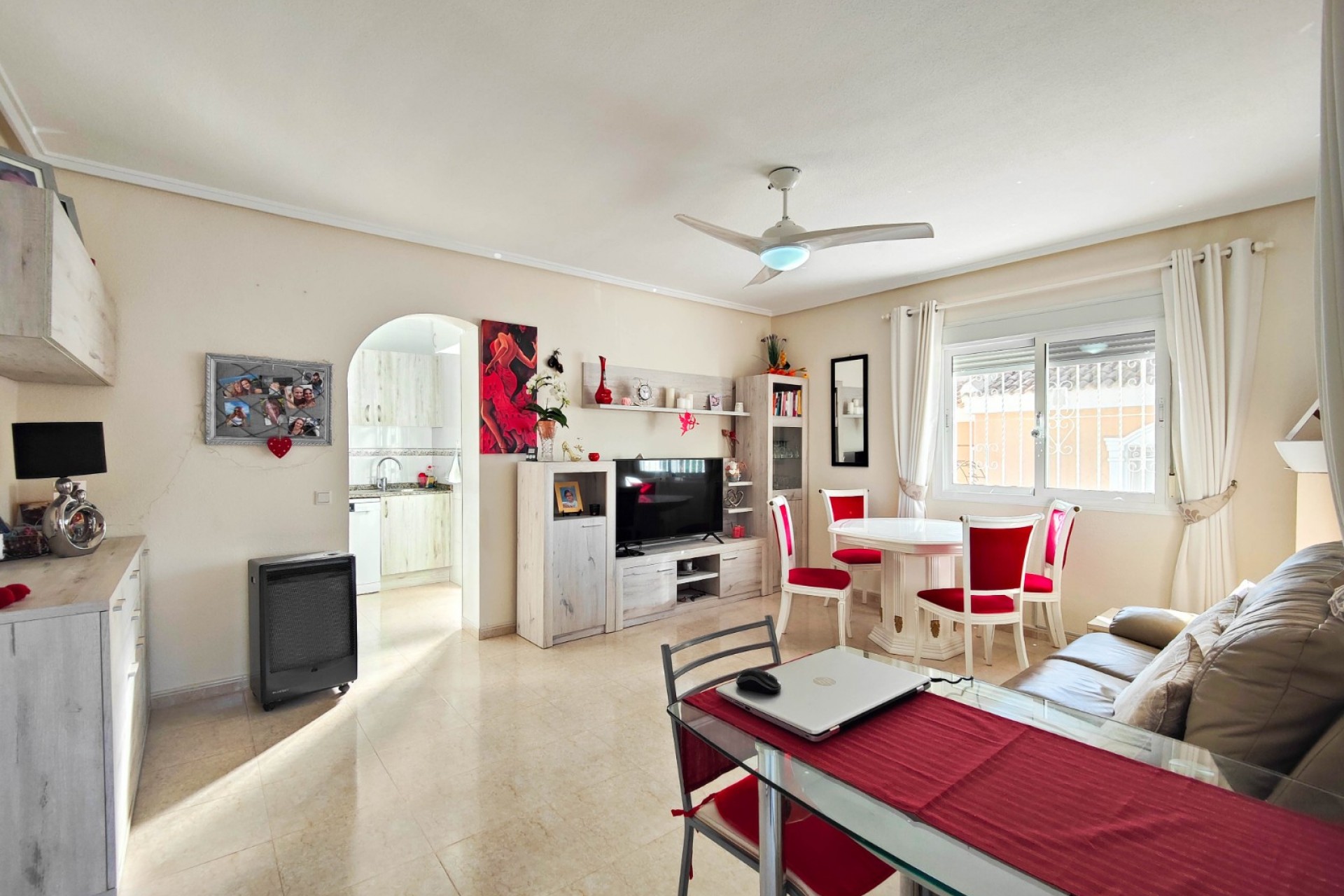 Revente - Villa -
Rojales