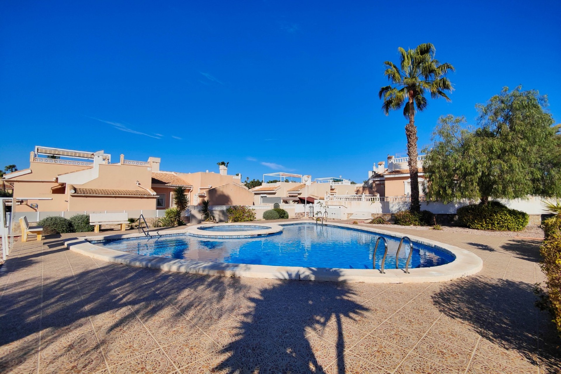 Revente - Villa -
Rojales