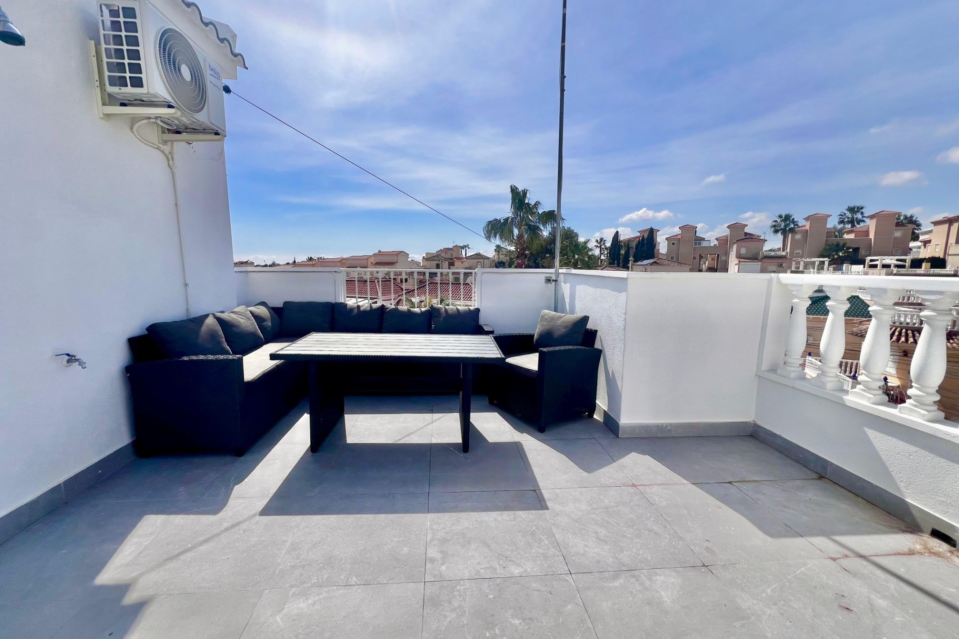 Revente - Villa -
San Miguel de Salinas - Las filipinas