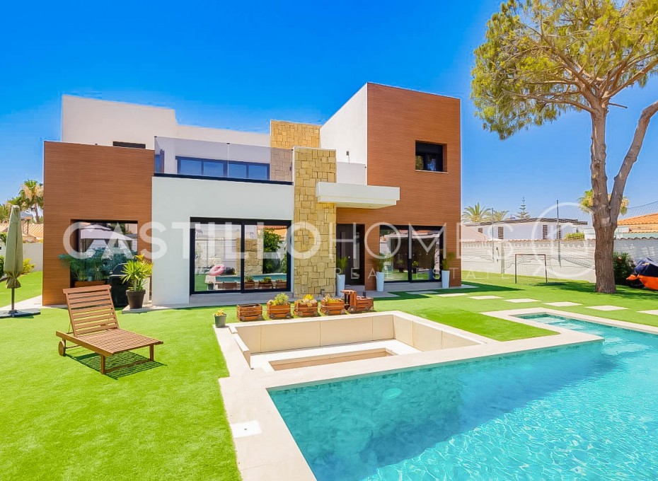 Revente - Villa -
Torrevieja - Torreta florida