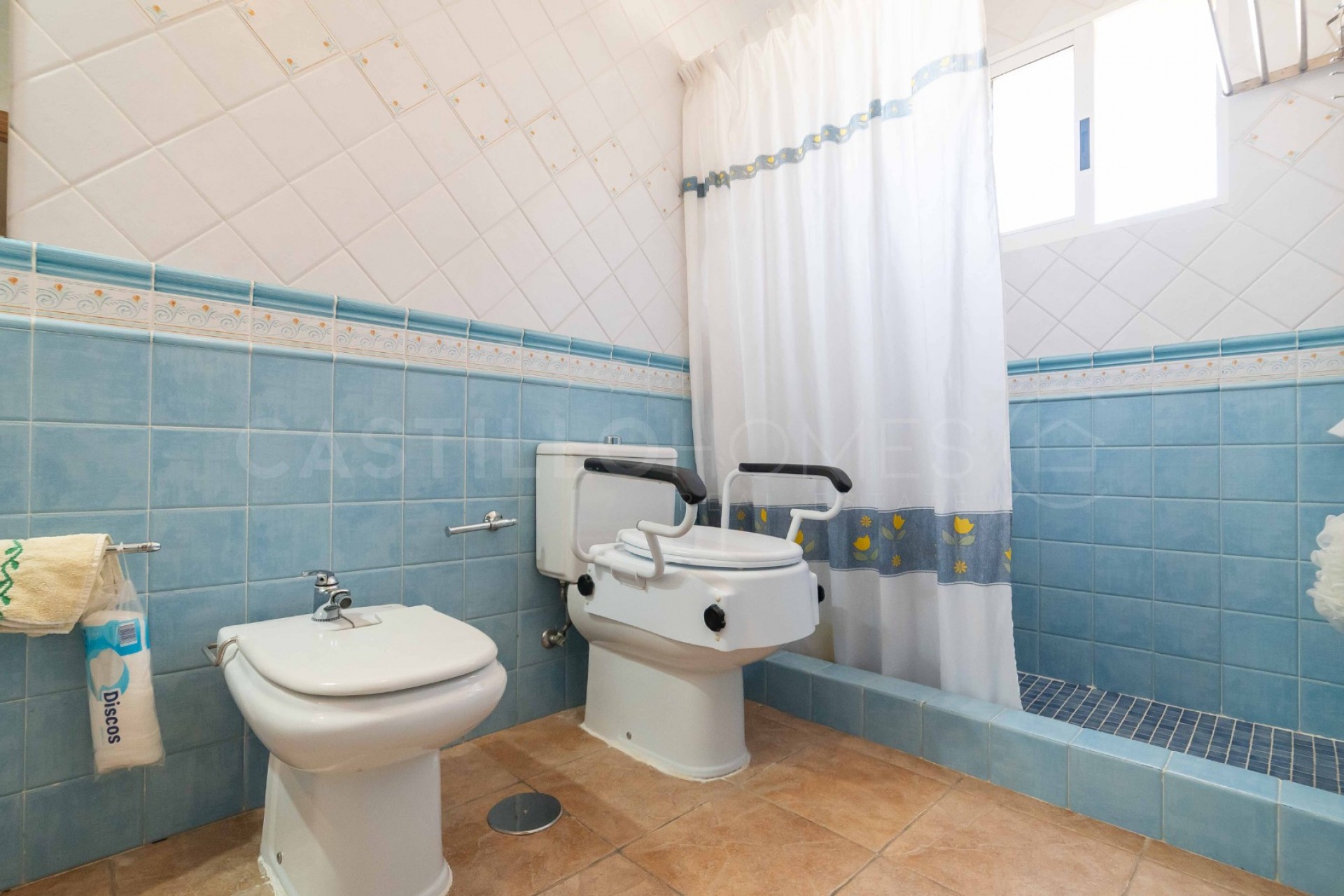 Revente - Villa -
Torrevieja - Torretas