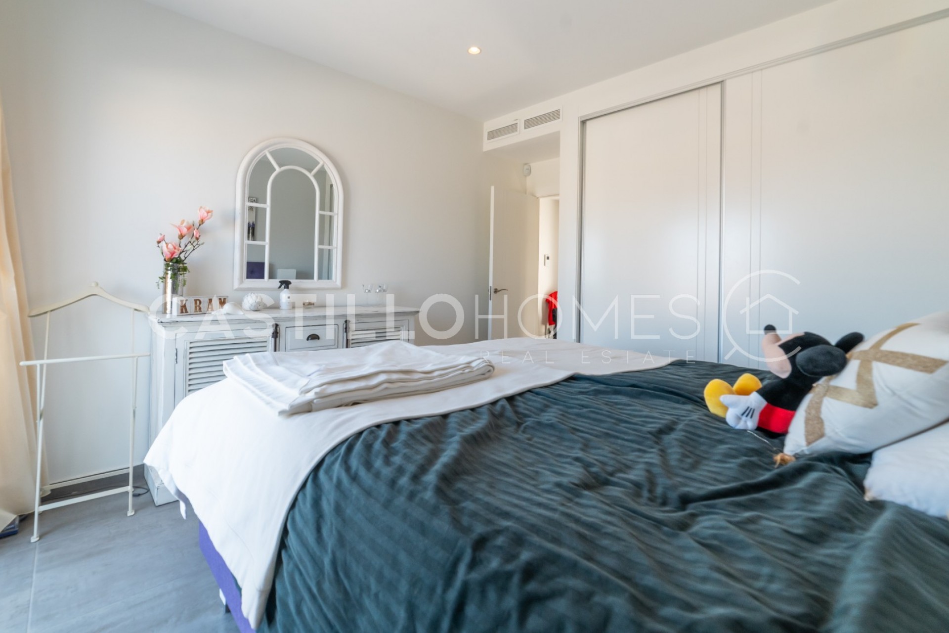 Revente - Villa -
Torrevieja - Urb. Rosaleda