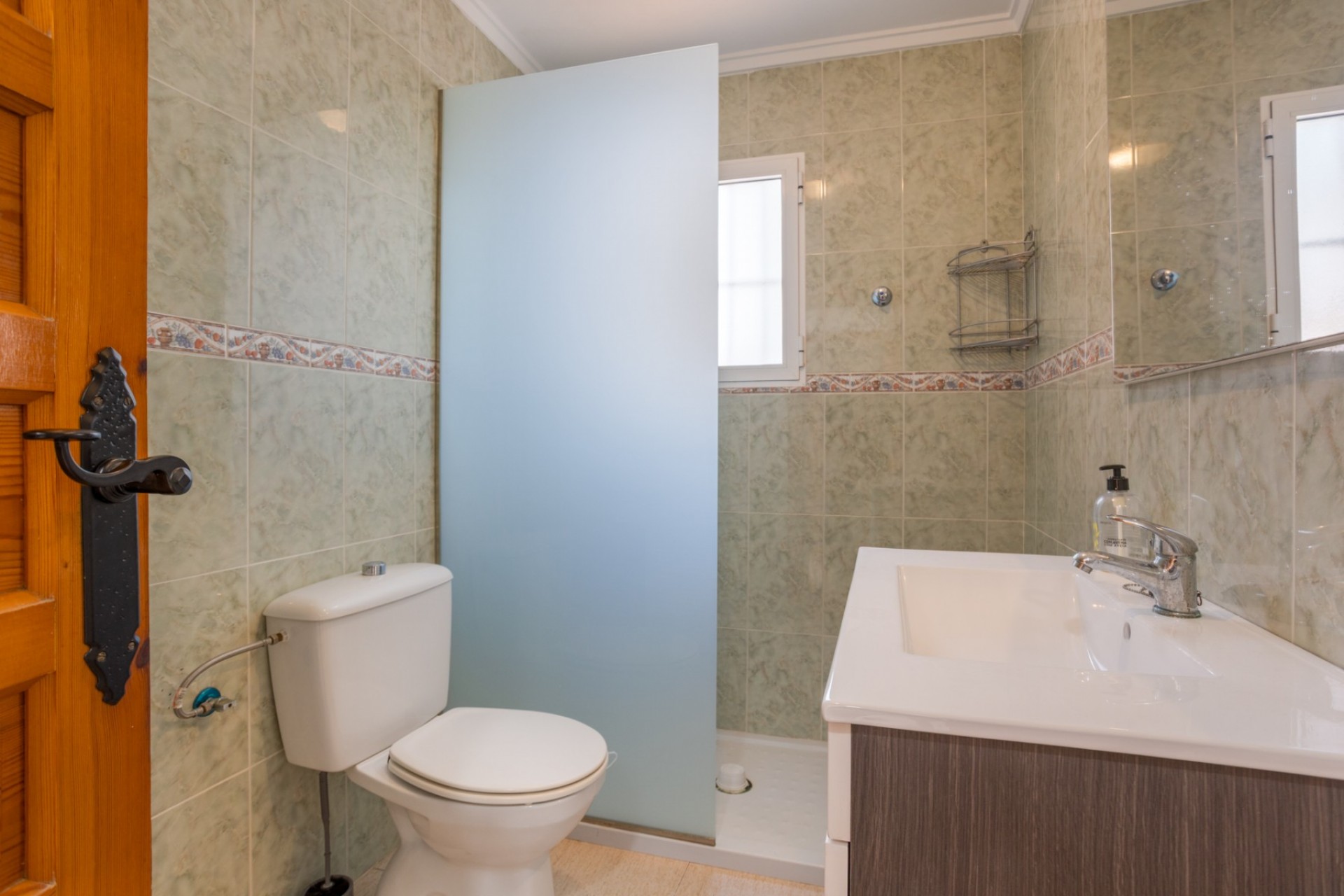 Revente - Villa -
Torrevieja - Urbanización San Luis