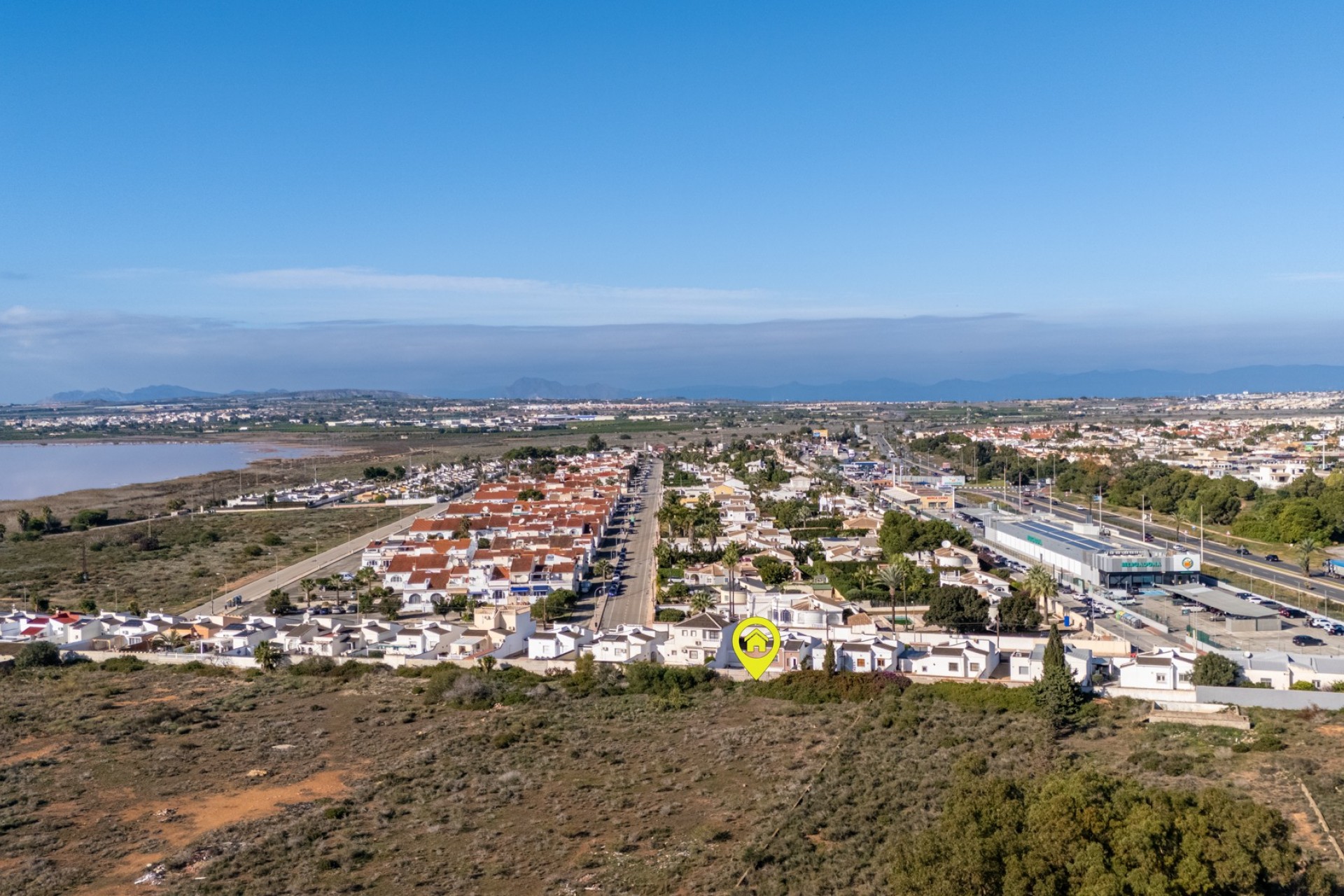 Revente - Villa -
Torrevieja - Urbanización San Luis
