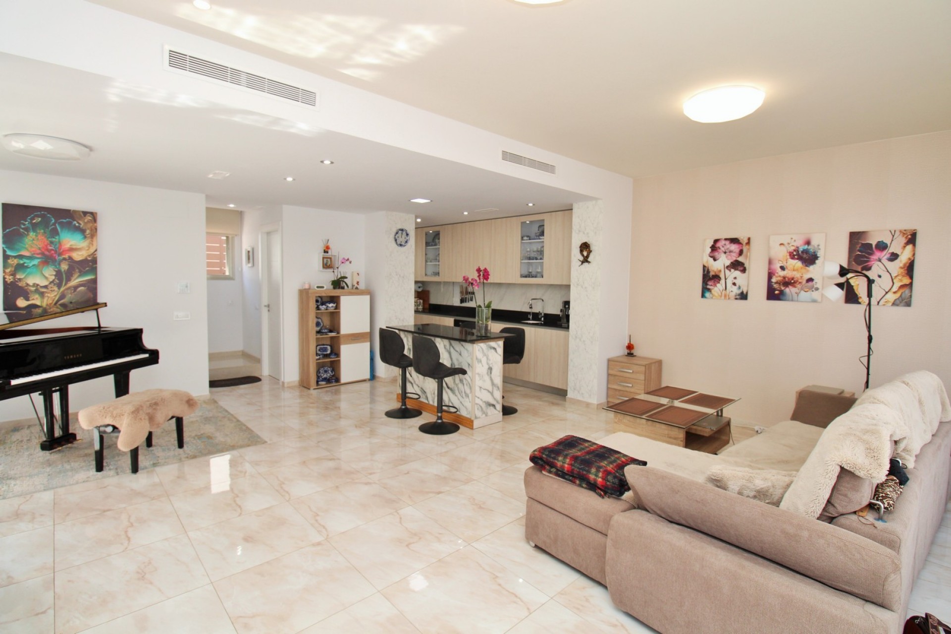 Revente - Villa -
Villamartin