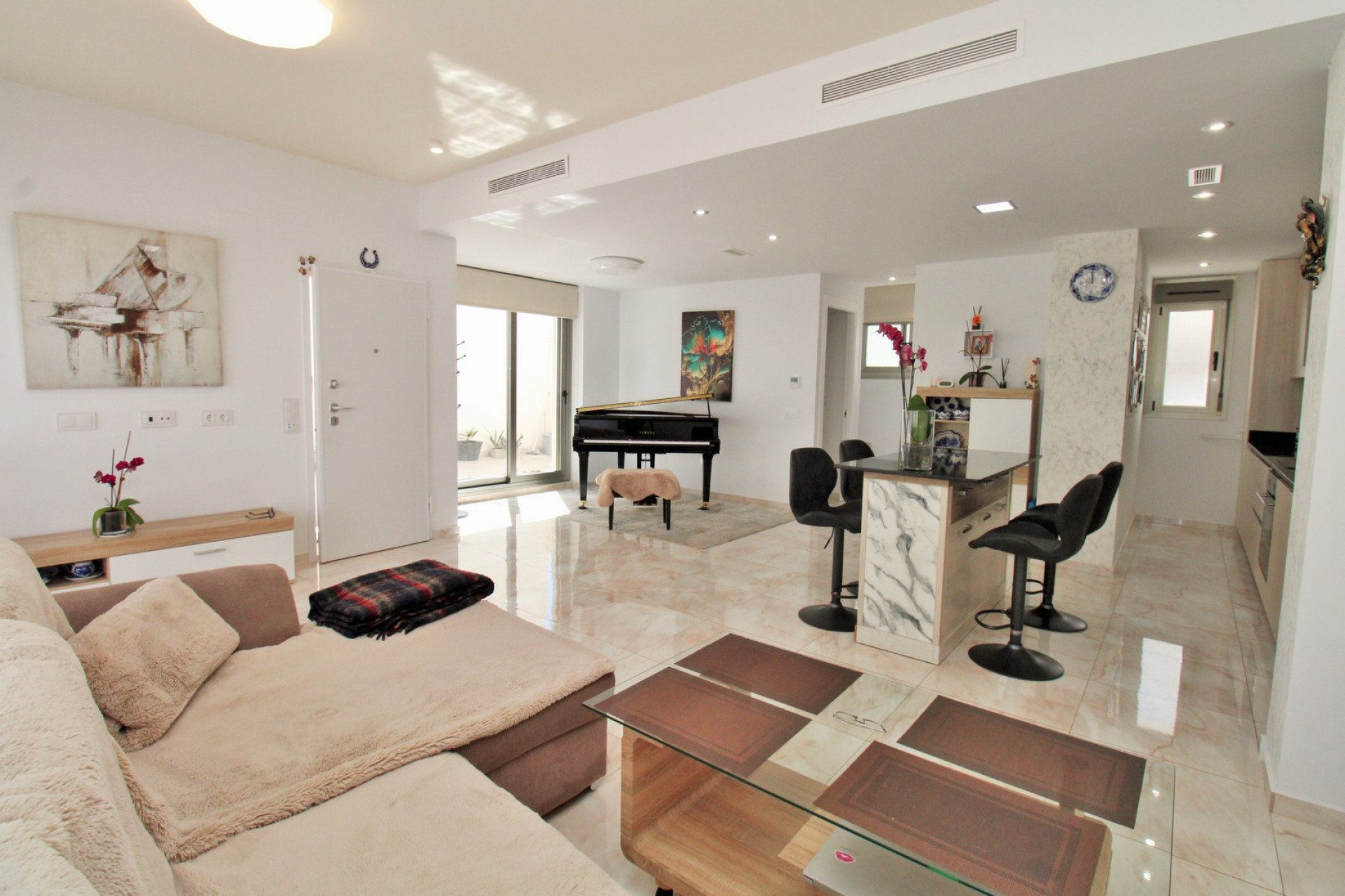 Revente - Villa -
Villamartin