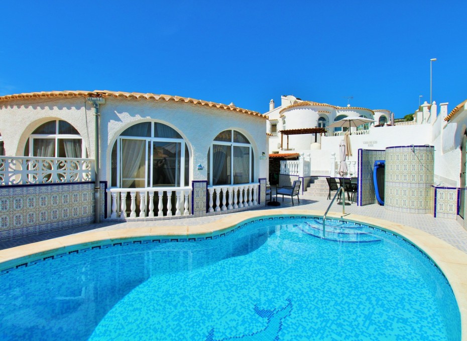 Revente - Villa -
Villamartin
