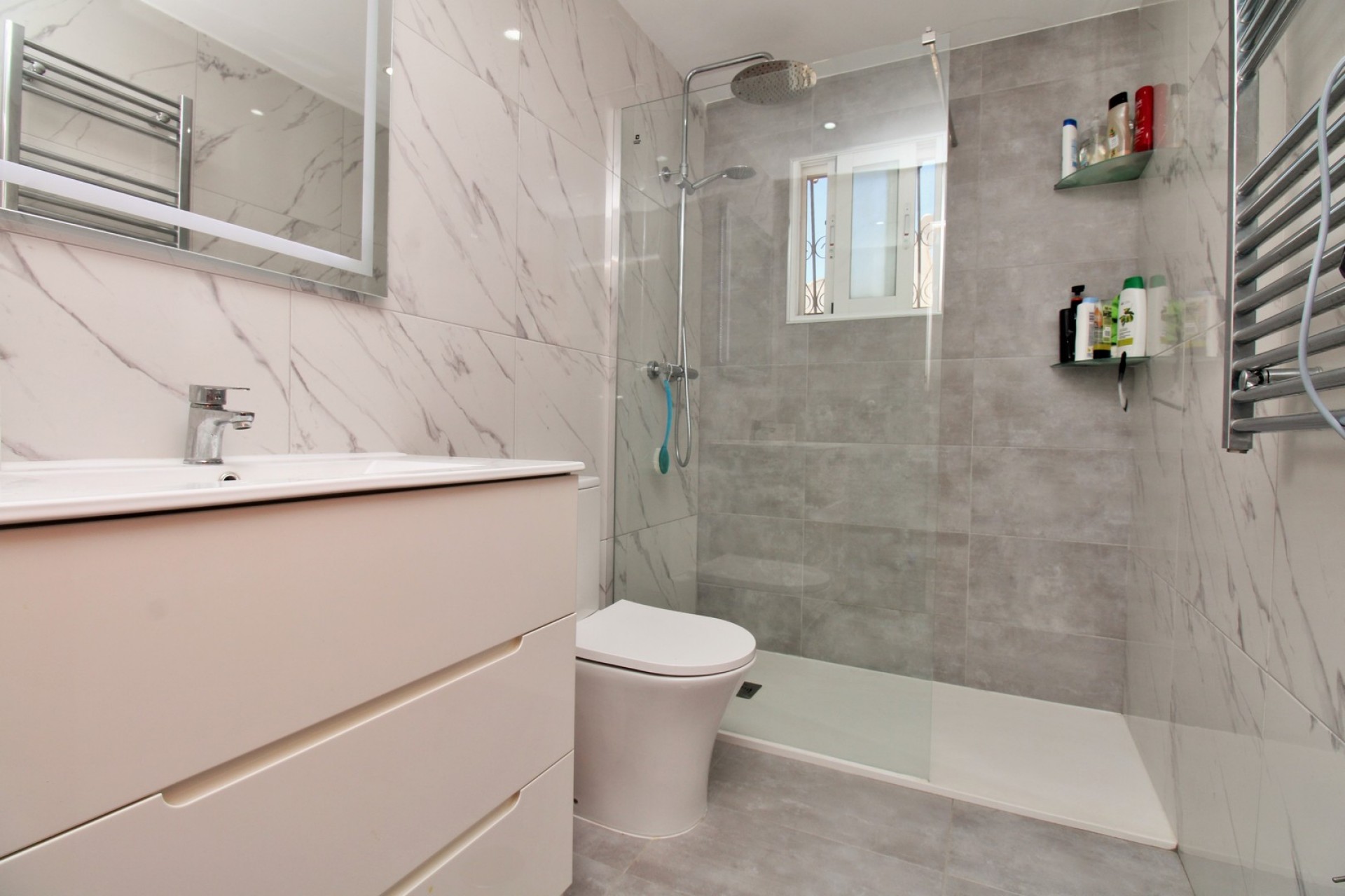 Revente - Villa -
Villamartin