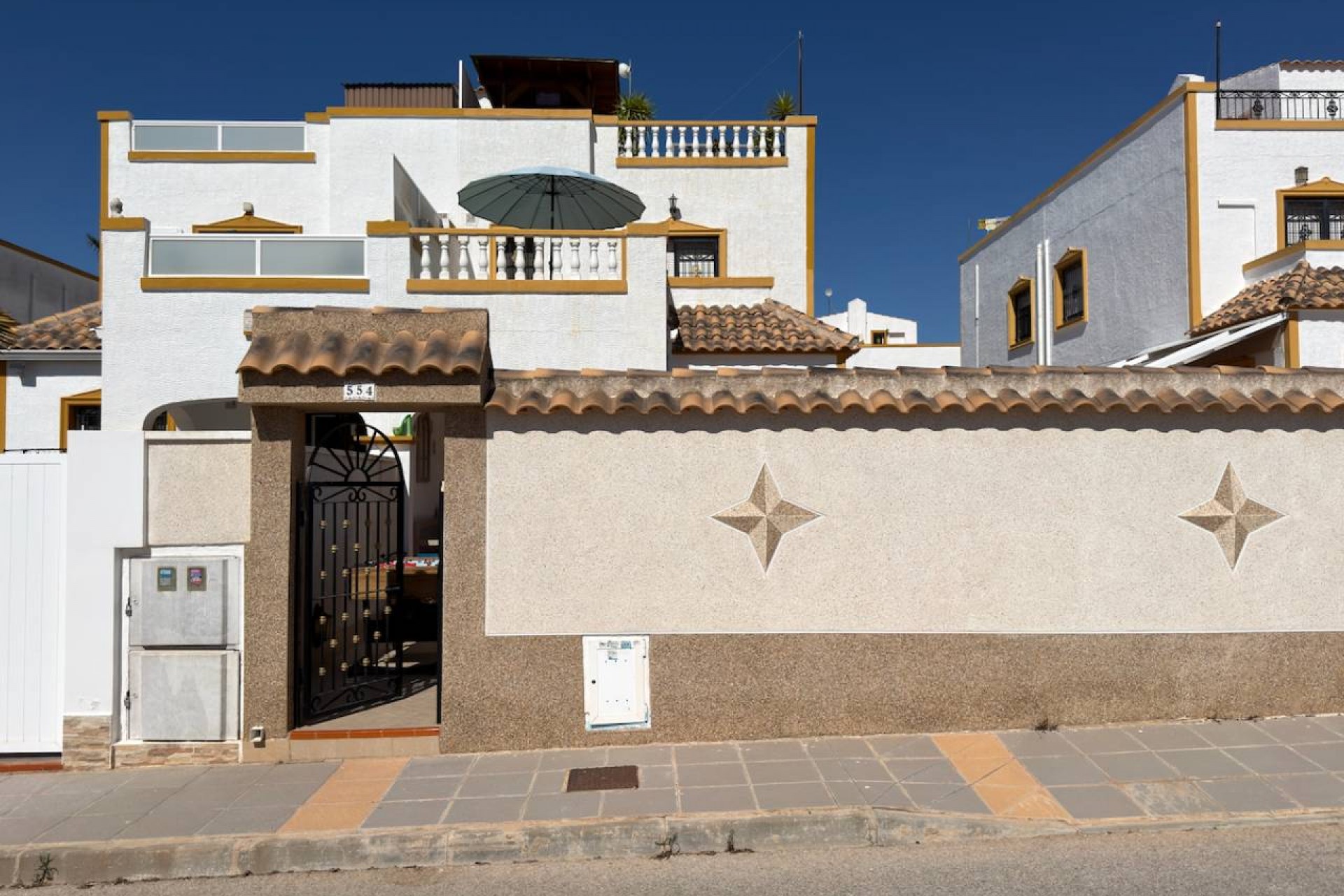 Revente - Villa -
Vistabella