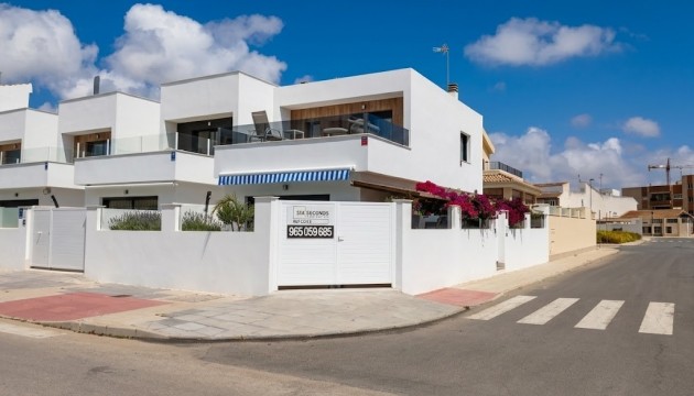 Semi-Detached Villa - Revente - San Pedro del Pinatar - San Pedro de Pinatar