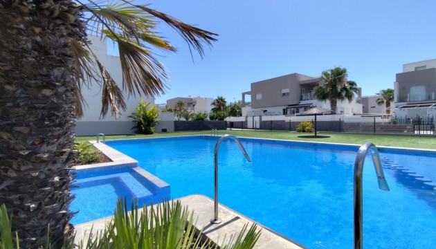 Stadswoning - Herverkoop - Torrevieja - Torrevieja