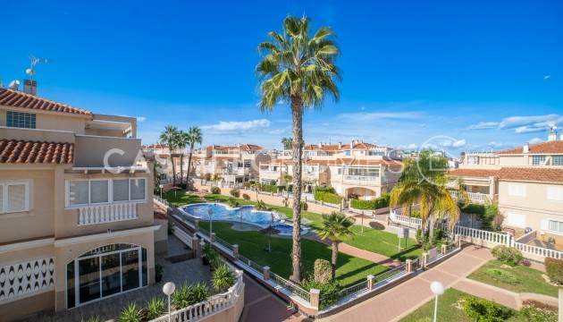 Stadthaus - Wiederverkauf - Orihuela Costa - La Zenia