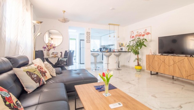 Terraced house - Resale - Torrevieja - Acequion