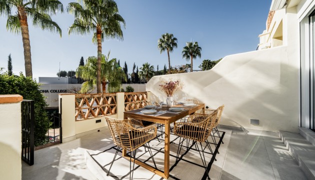Townhouse - Resale - Marbella - Nueva Andalucía
