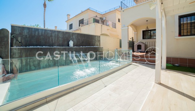 Townhouse - Resale - Torrevieja - Aguas Nuevas