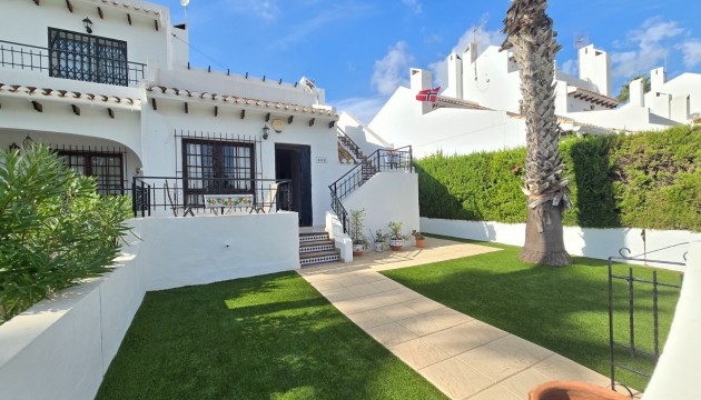 Townhouse * - Resale - Villamartin * - Los Dolses *