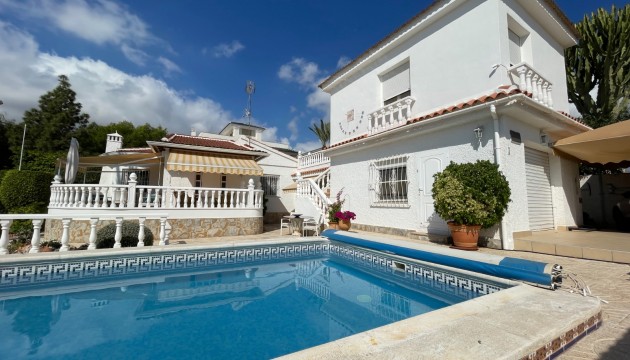 Villa / Detached - Wiederverkauf - Ciudad Quesada - Rojales