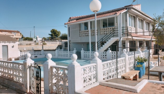 Villa - Herverkoop - Crevillent - Crevillente