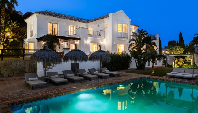 Villa - Herverkoop - Marbella - Los Monteros