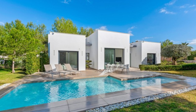 Villa - Herverkoop - Orihuela Costa - Las Colinas golf