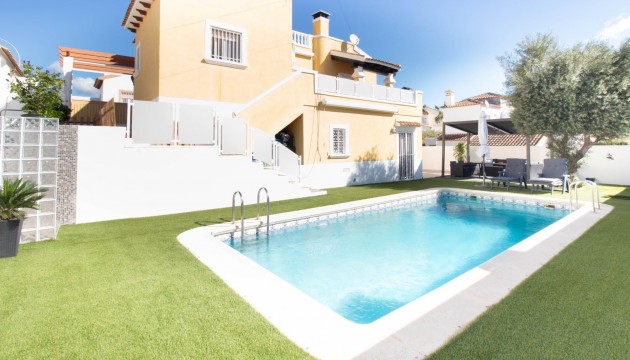 Villa - Herverkoop - San Miguel de Salinas - Blue Lagoon - El Galan