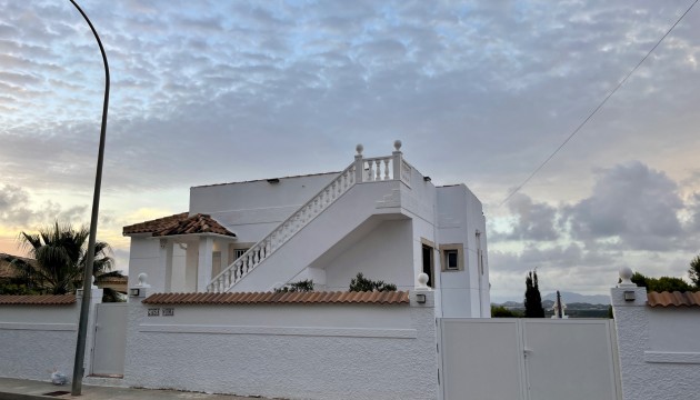 Villa - Herverkoop - San Miguel de Salinas - Urbanizaciones
