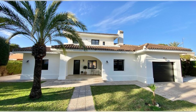 Villa - Resale - Cabo Roig - Cabo Roig