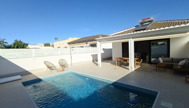 Villa - Resale - El Chaparral - El Chaparral