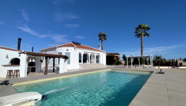 Villa - Resale - El Mudamiento - El Mudamiento