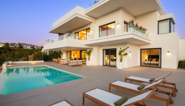 Villa - Resale - Estepona - Selwo