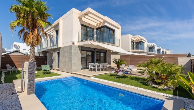 Villa - Resale - Orihuela Costa - Entre Naranjos - Vistabella Golf
