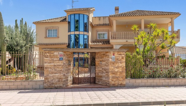 Villa - Resale - Orihuela Costa - Orihuela