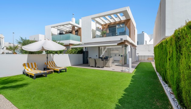 Villa - Resale - Orihuela Costa - Villamartín