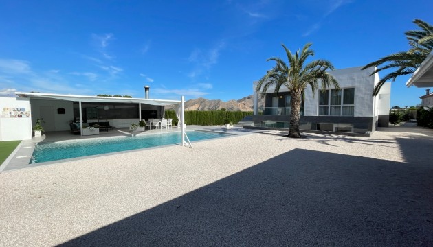 Villa - Resale - Orihuela - Orihuela