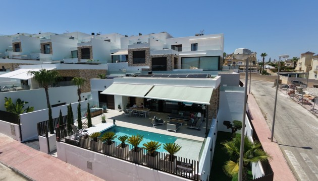 Villa - Resale - Rojales - Rojales