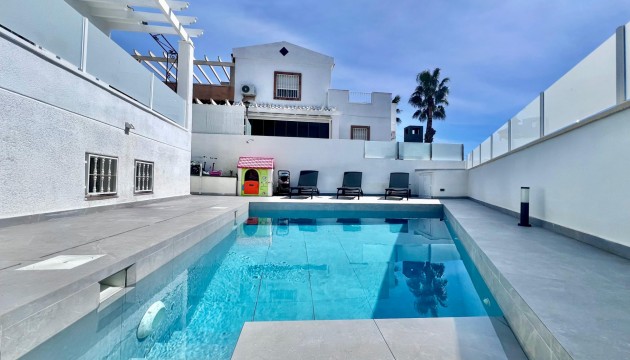 Villa - Resale - San Miguel de Salinas - Las filipinas