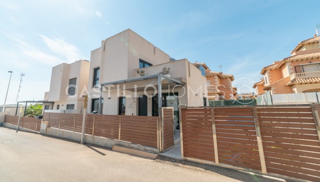 Villa - Resale - Torrevieja - Aguas nuevas 1